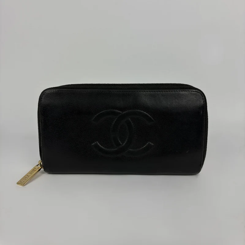 Chanel Portefeuille zippé Caviar Large CC