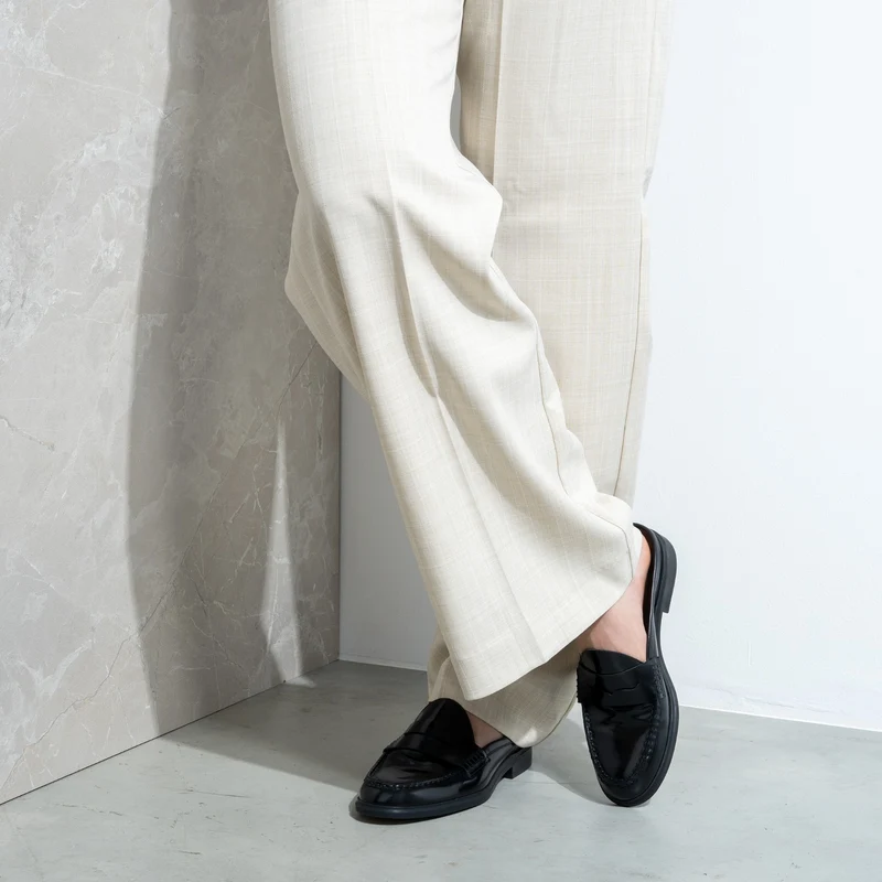 Isabel Bernard Vendôme Blandine mules noires en cuir spazzolato IB51016-601-35