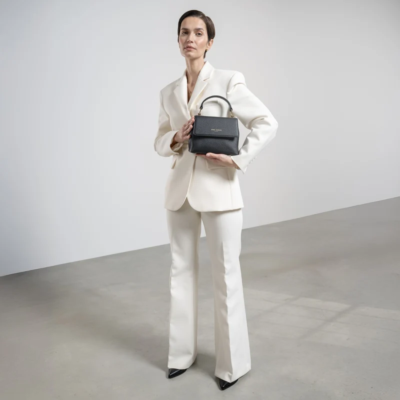 Isabel Bernard Femme Forte Sac à Main Noir IB21107