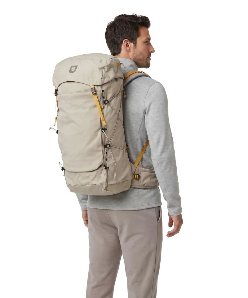 Fjällräven Kajka X-Lätt 45 M/L Sac à dos de trekking fossil