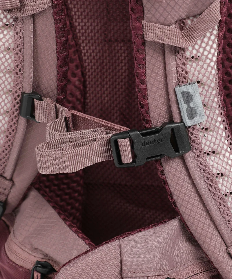 Deuter Futura 24 SL Sac à dos de randonnée cassis ashrose