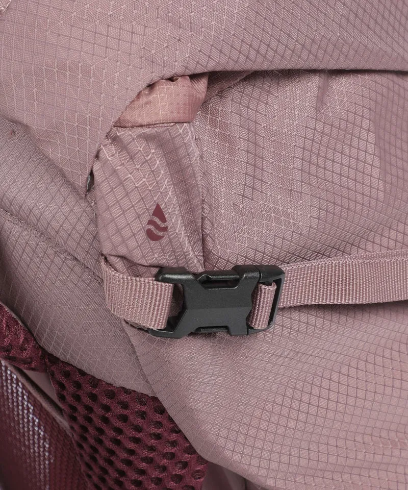 Deuter Futura 30 SL Sac à dos de randonnée cassis ashrose