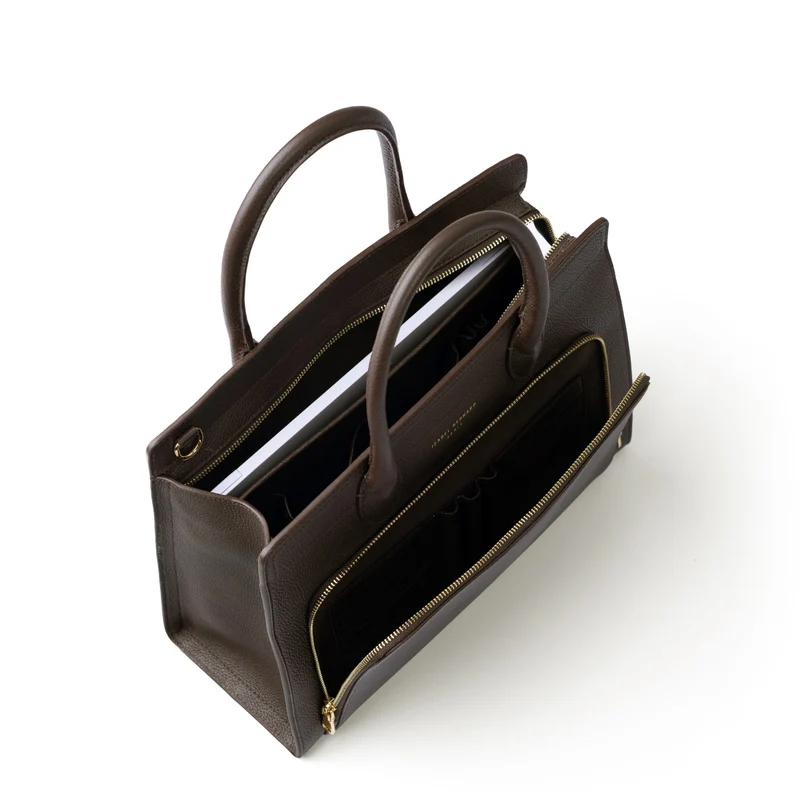 Isabel Bernard Honoré Nadine marron foncé sac à main en cuir de veau avec compartiment pour ordinateur portable 13 pouces IB25110-031-13