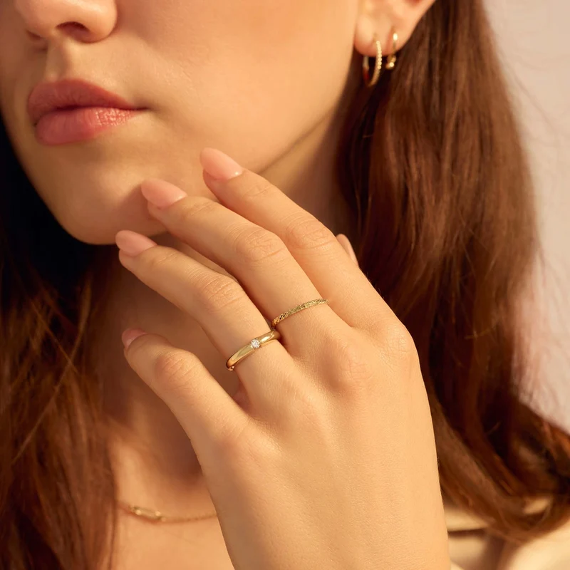 Beloro Jewels Bague Stella en or 9 carats avec zircone BO330034-48