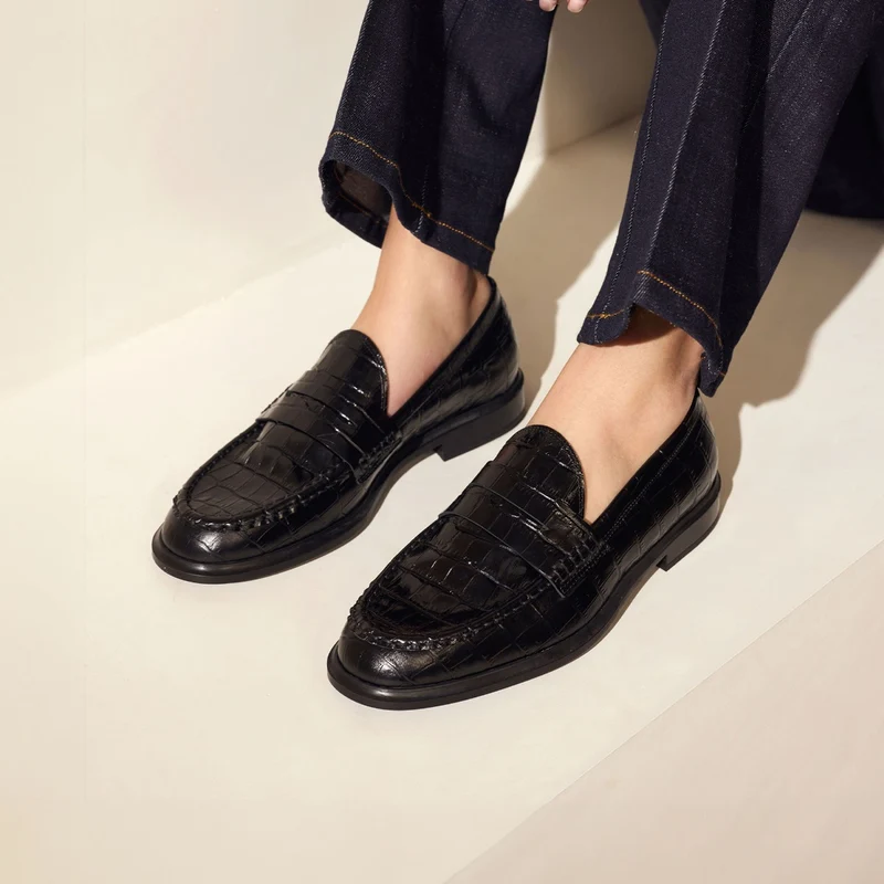 Isabel Bernard Mocassins Vendôme Blandine en cuir de veau noir croco IB51015-201-38