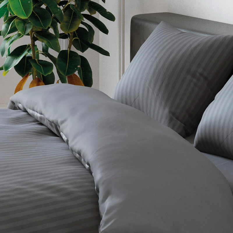 Housse de couette + taie(s) d'oreiller satin de coton - Rayure tissé gris foncé