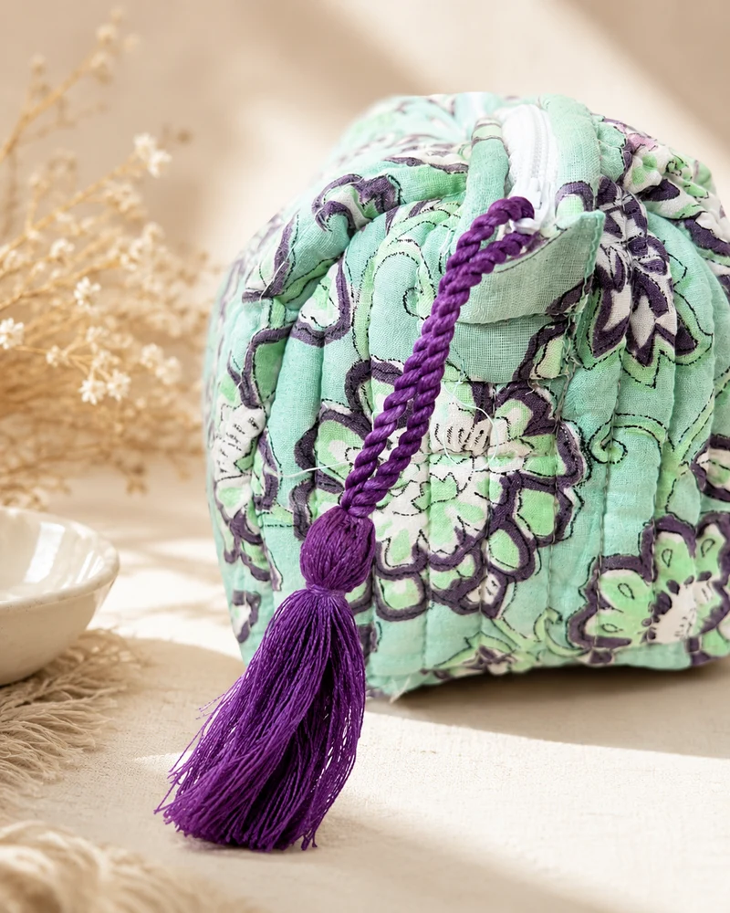 Trousse de toilette matelassée Block Print vert d’eau floral – 2 tailles
