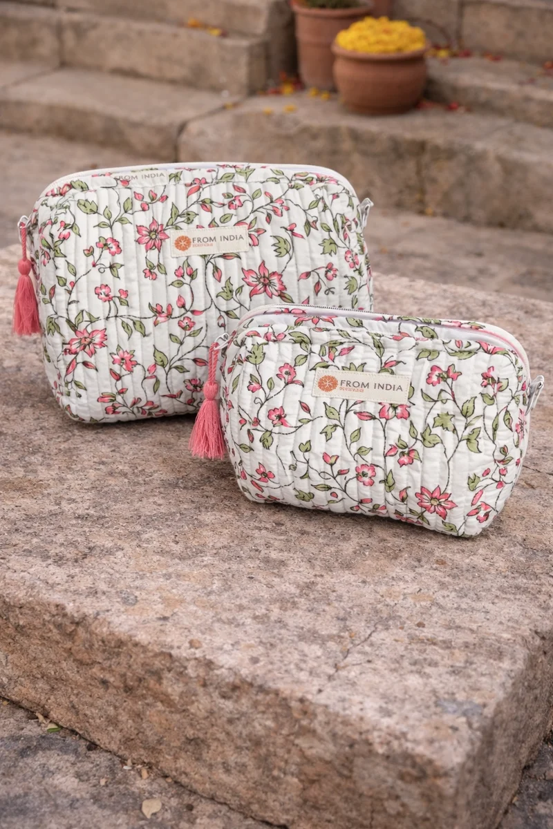 Trousse de toilette matelassée Block Print écrue fleurs roses – 2 tailles