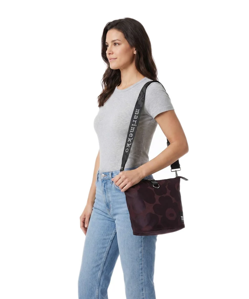Marimekko Wear All Day Unikko Sac seau wine red/dark wine
