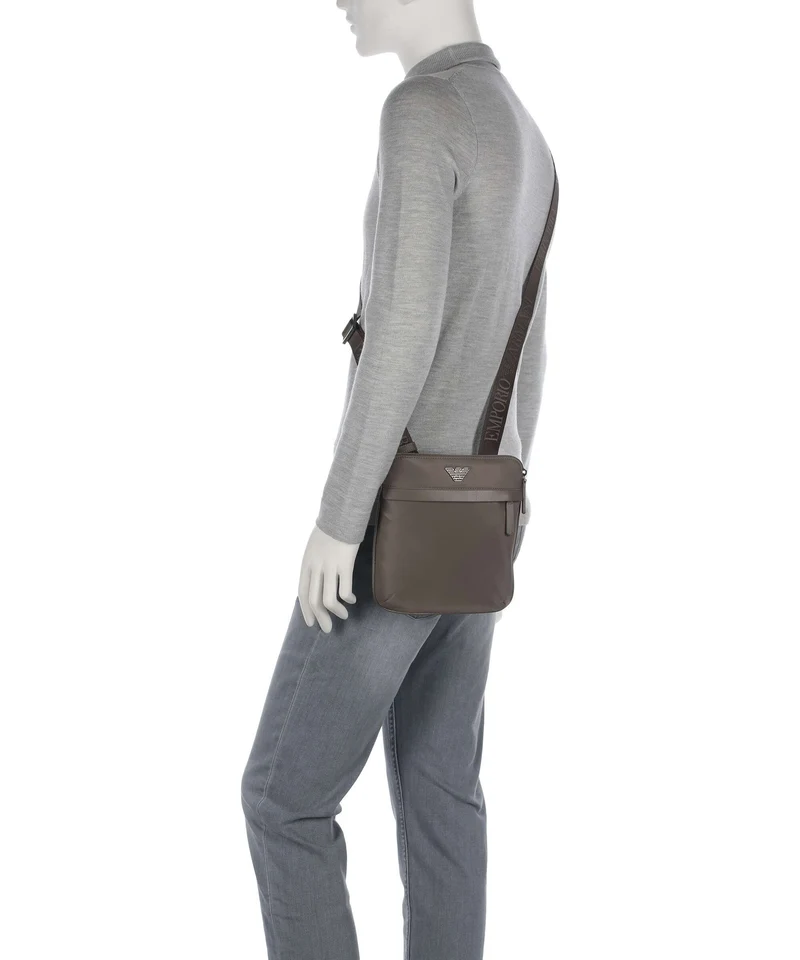 Emporio Armani Recycled Nylon Sac bandoulière major brown