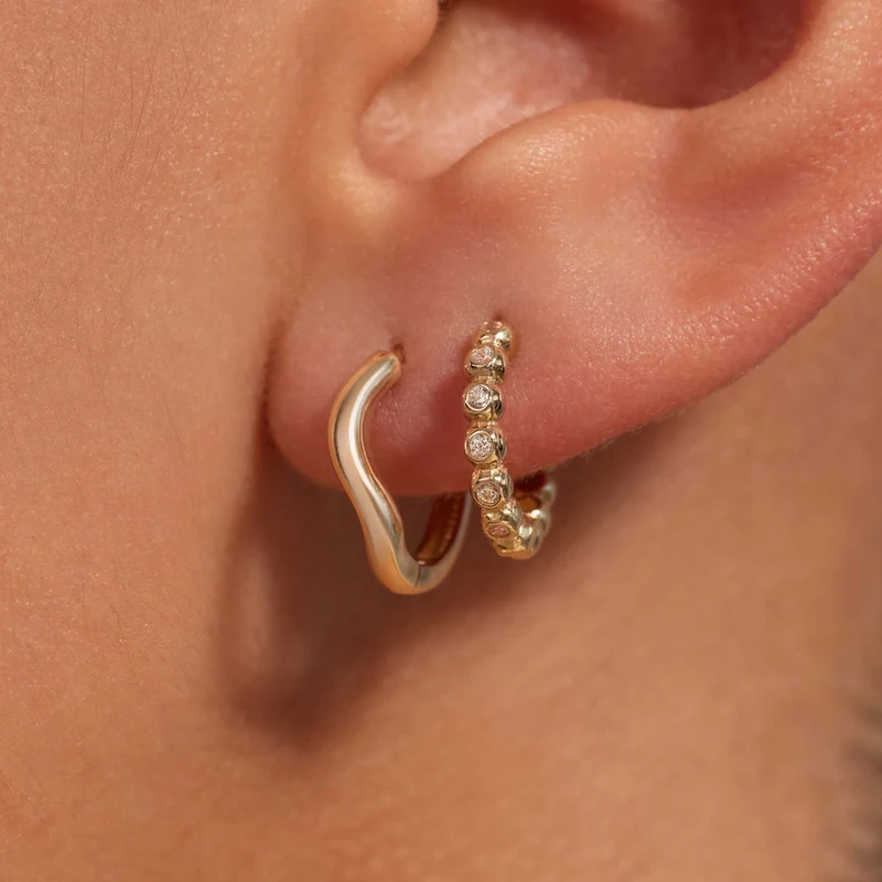 Beloro Jewels La Rinascente Mathilde boucles d'oreilles créoles en or 9 carats (9,6 mm) BO360109