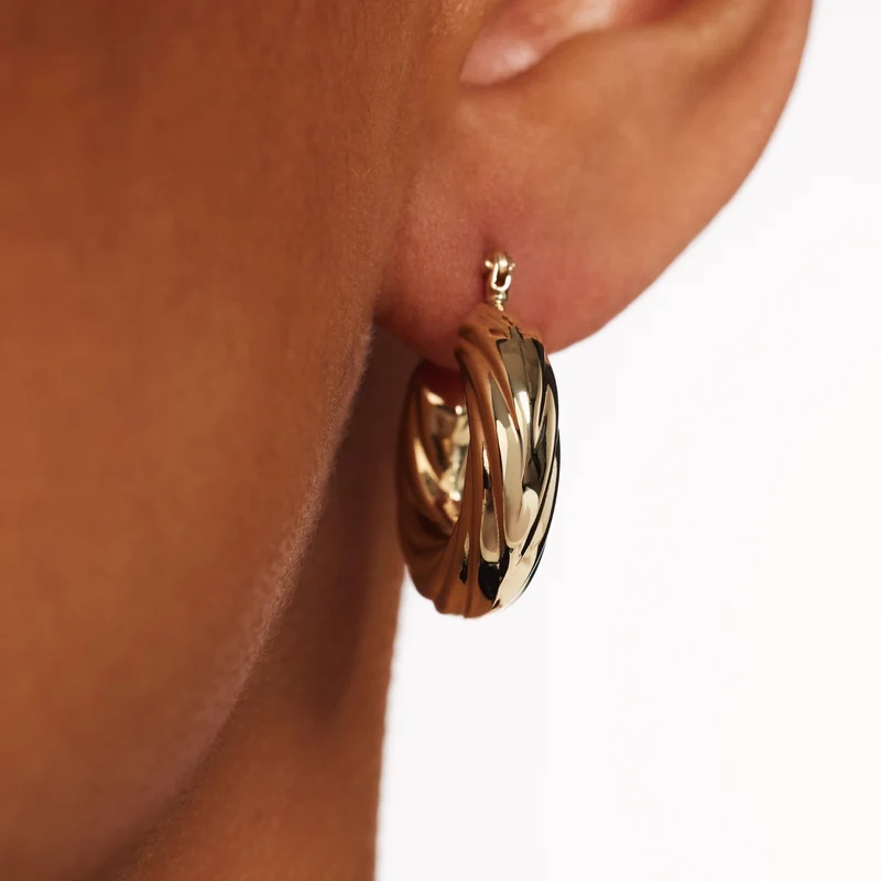 Isabel Bernard Rivoli Belle boucles d’oreilles en or 14 carats IB360276