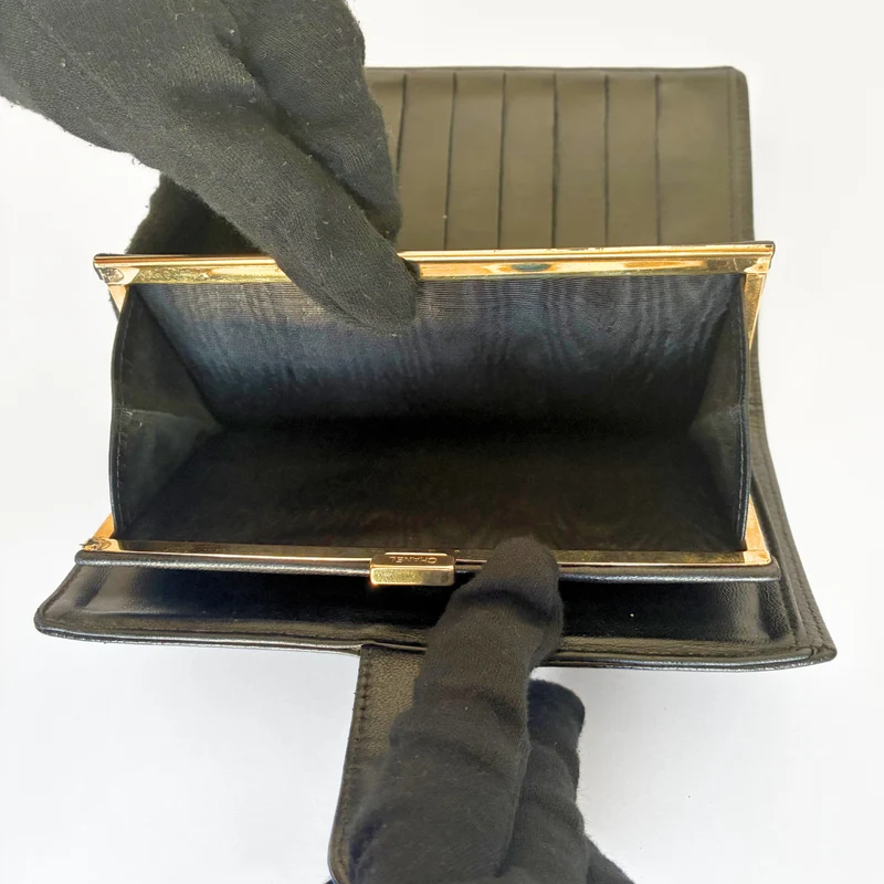 Chanel Portefeuille long CC French en cuir caviar noir