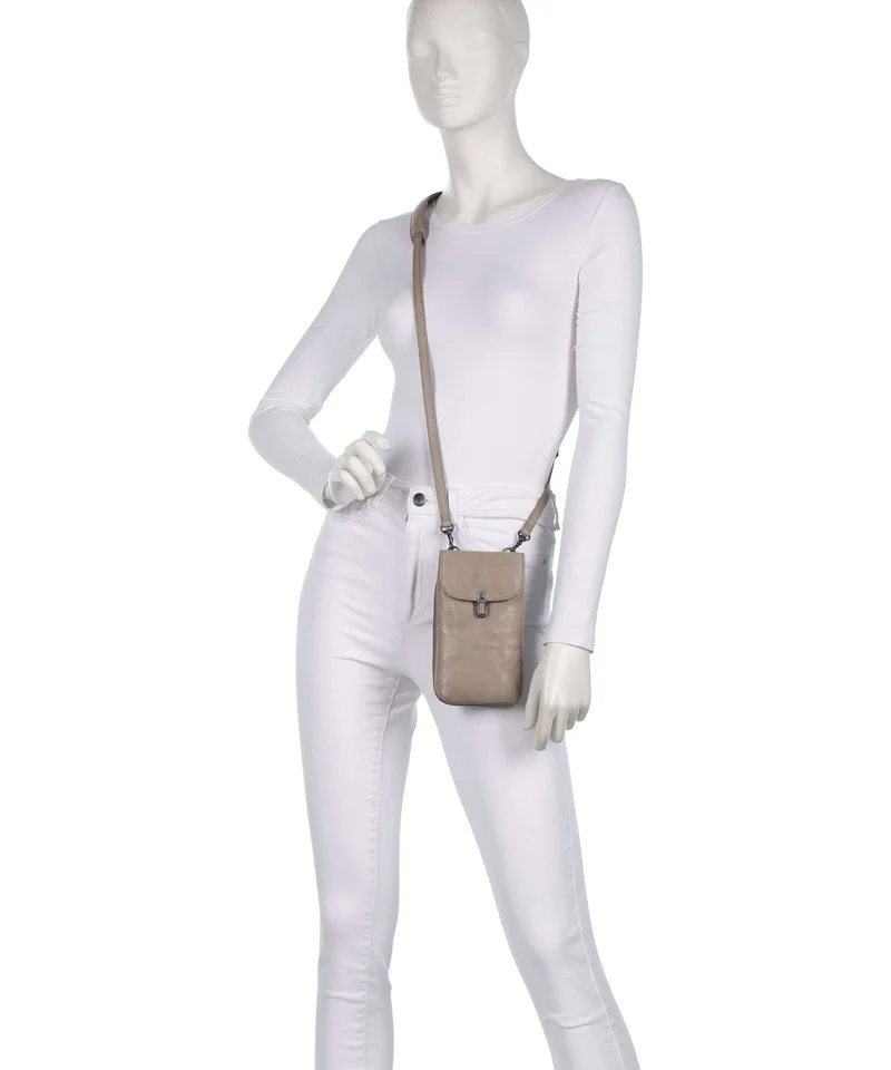 Aunts & Uncles Grandma's Luxury Club Mrs. Lemon Twist Pochette telephone roasted cashew
